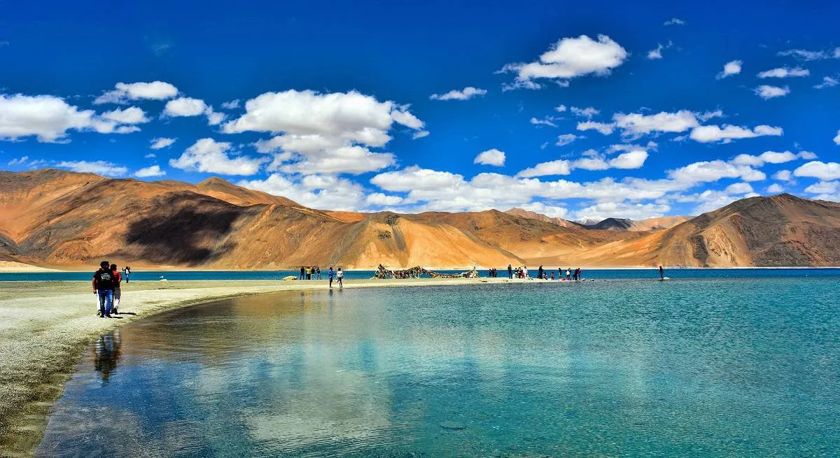 Manali to Ladakh Through the Passess